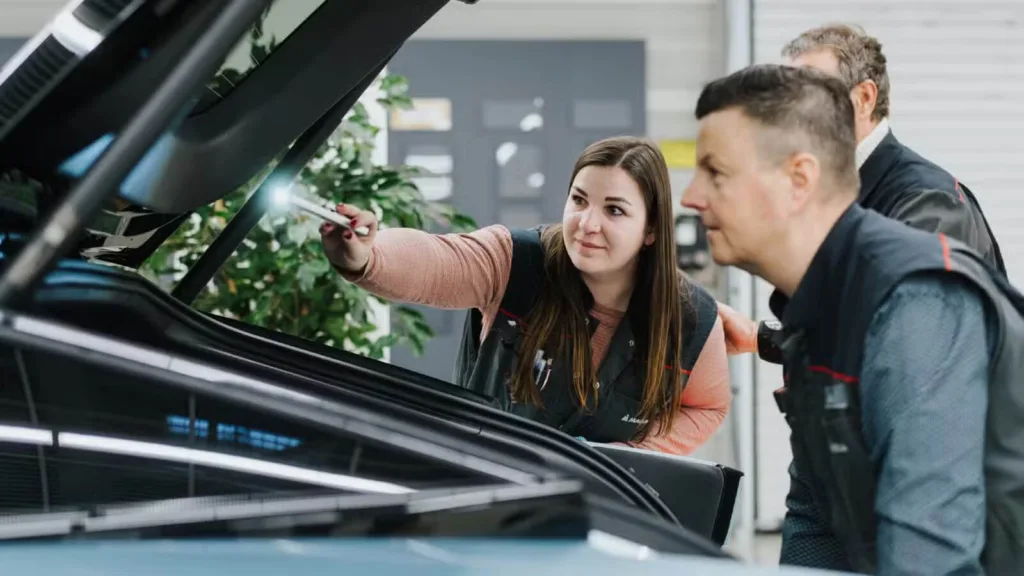 xpeng p7 fabryka austria