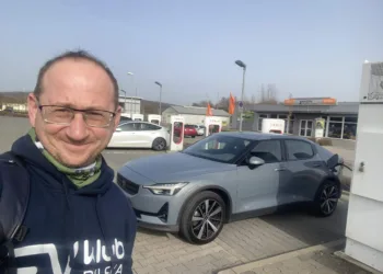 Polestar 2 Amsterdam Wrocław MH 25