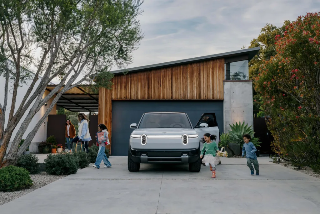 Rivian R2 3