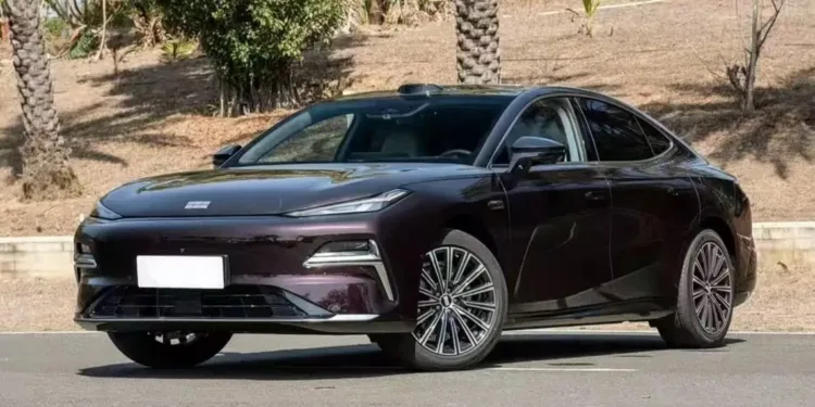 Geely Galaxy Starshine 8 01