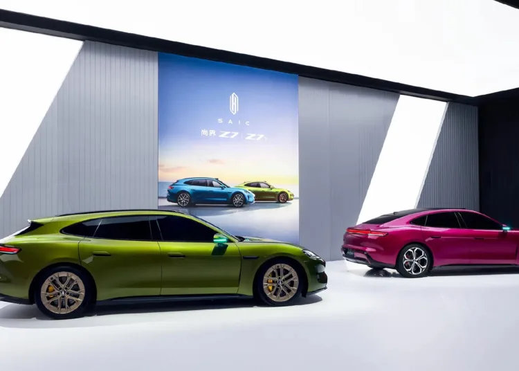 Przedsprzedaz Saic Z7 Saic Z7t 01
