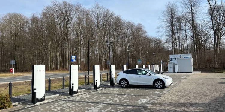 tesla supercharger koszalin