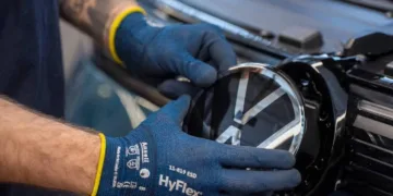 Volkswagen Logo W Fabryce Na Montowni