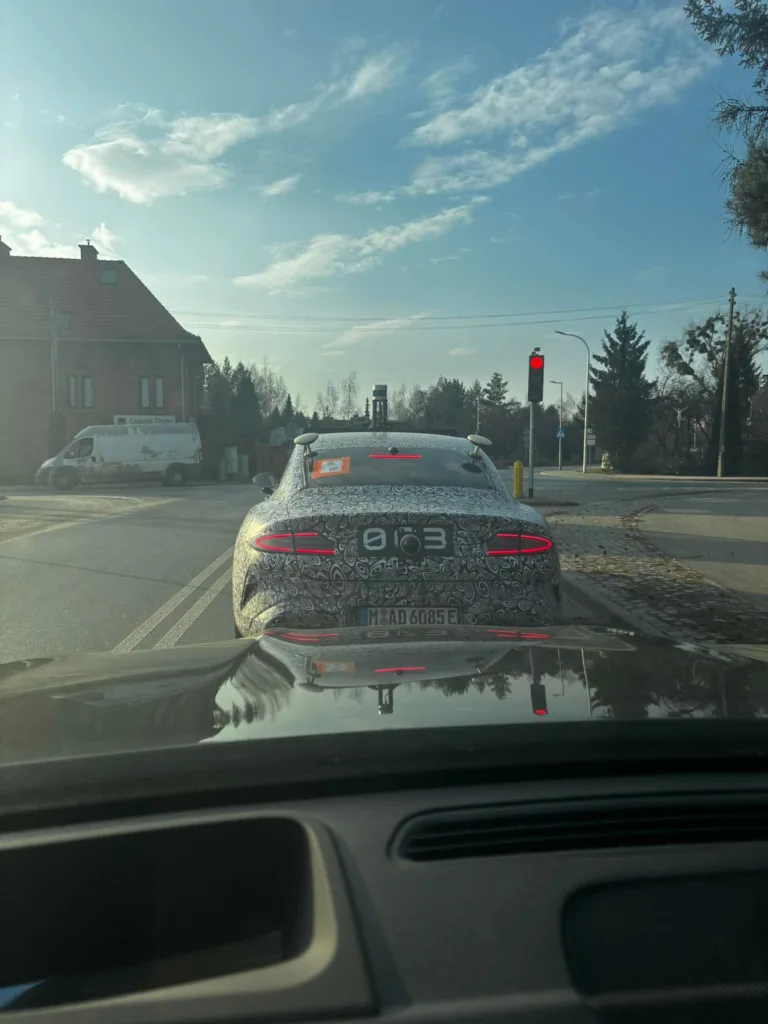 Xiaomi Su7 Kamuflarz Wrocław