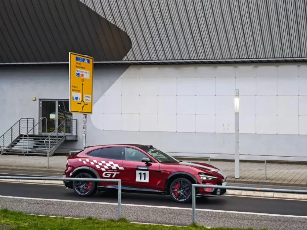 Xiaomi Yu7 Gt Nurburgring 02