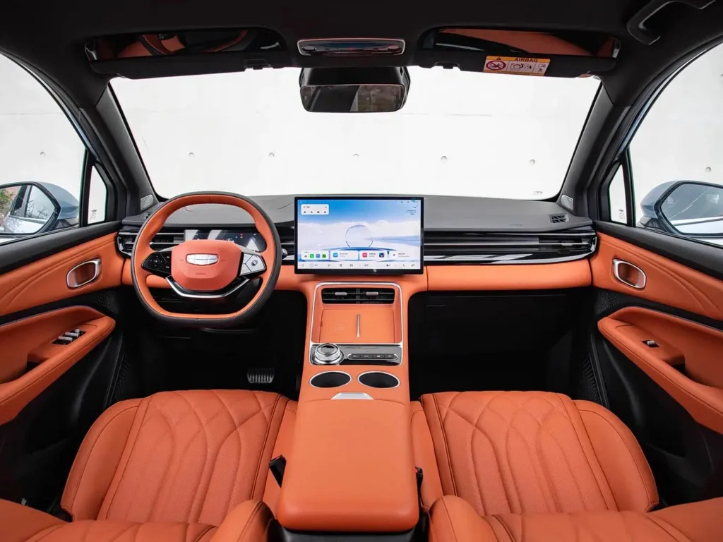 Geely Boyue EREV SUV 05