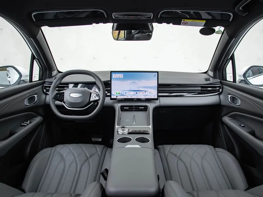 Geely Boyue EREV SUV 06