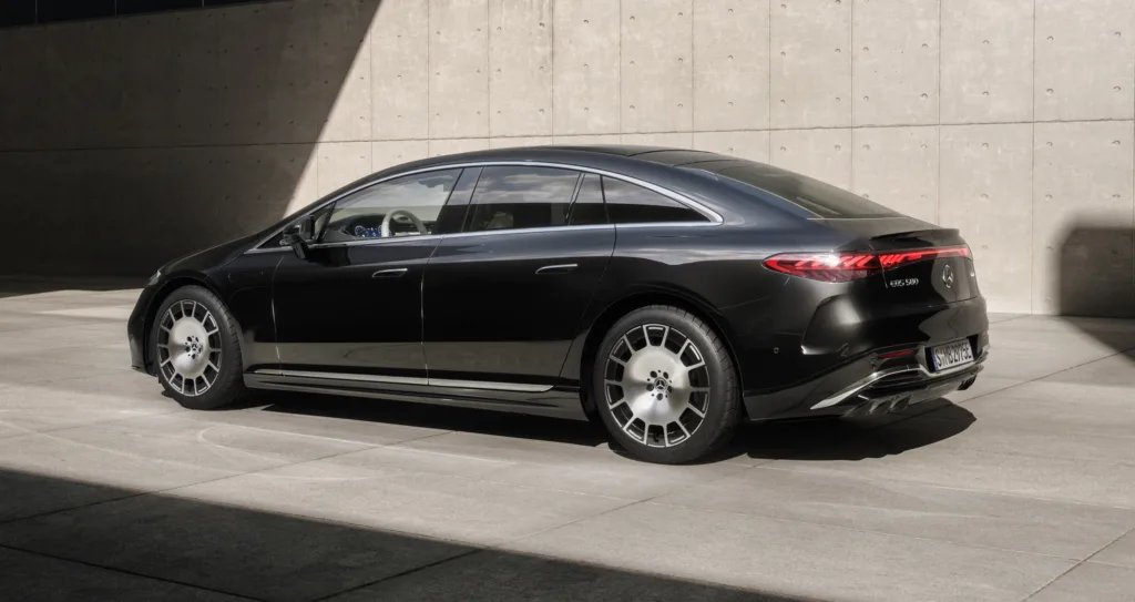 Mercedes Eqs 2026 01