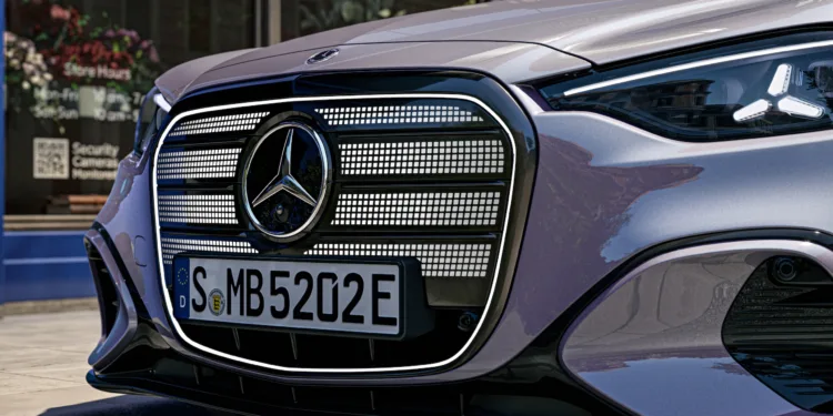 mercedes klasa c elektryczna grill