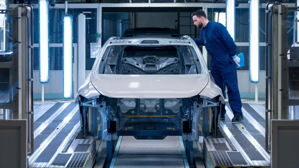 Produkcja Volvo Ex60 03