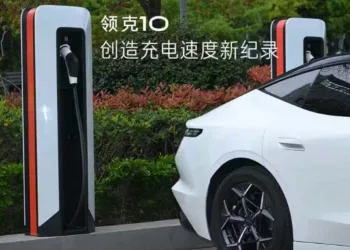 Szybkie Ladowanie Geely