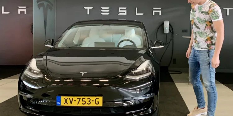 Tesla Nl Hw3 Problemy Fsd