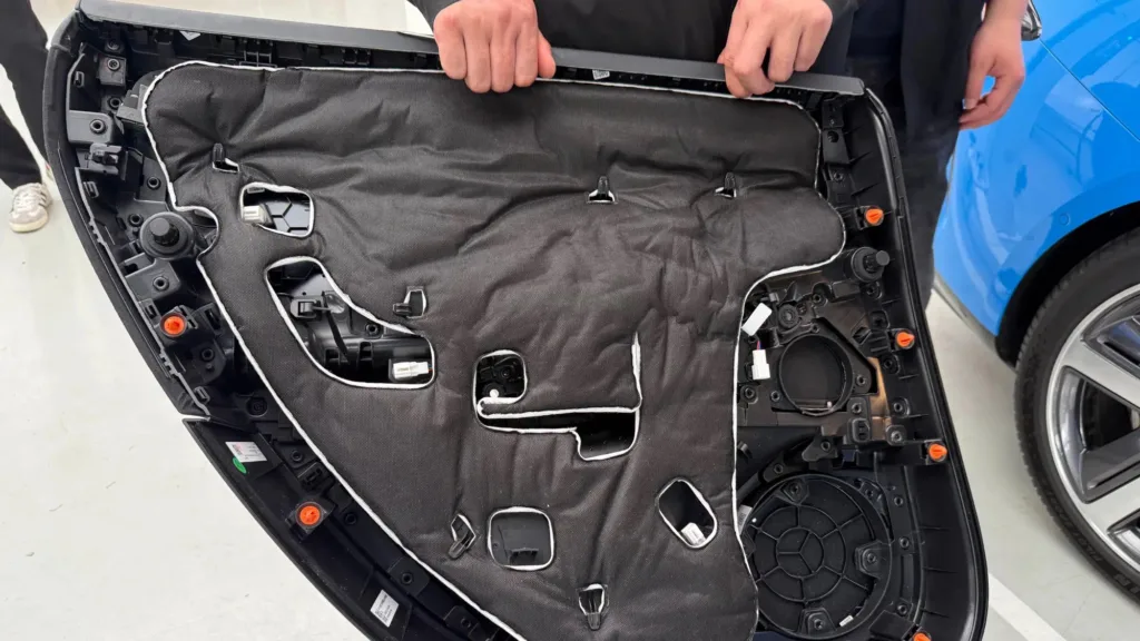 Xiaomi Su7 Rozebrany Na Czesci 05