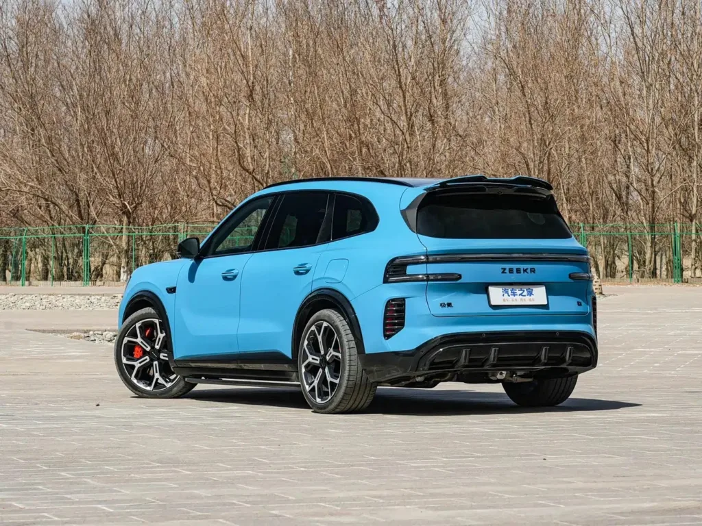 Zeekr 8x 07