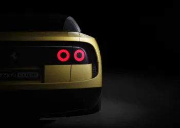 Ferrari Luce 19