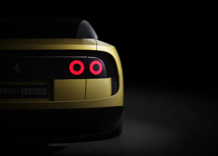 Ferrari Luce 19