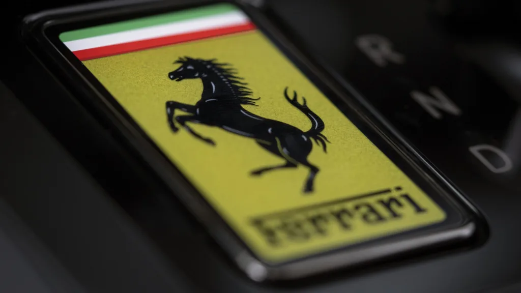 Ferrari Luce 7