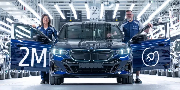 Bmw Fabryka Ev 09