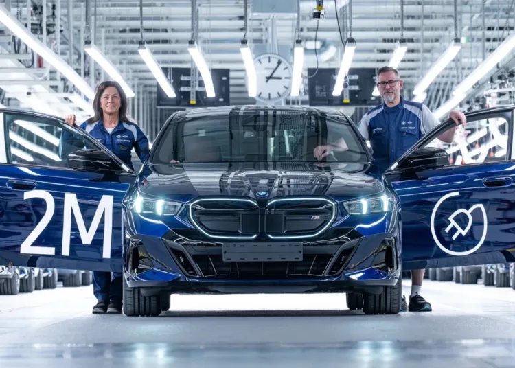 Bmw Fabryka Ev 09