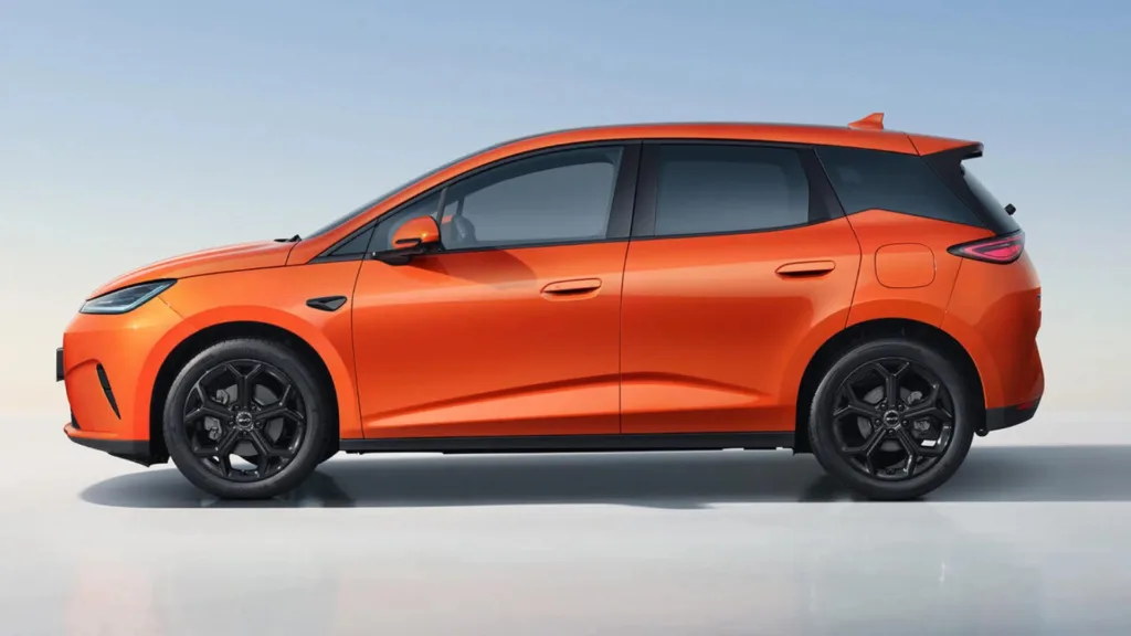 Byd Dolphin G 04