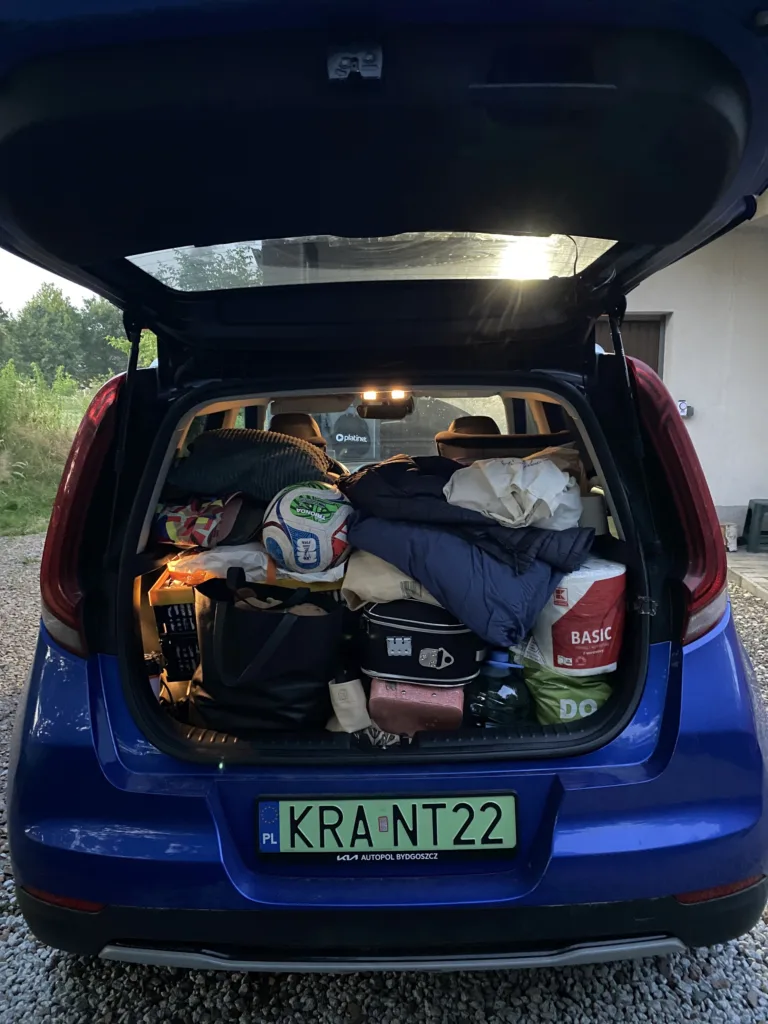 Elektrykiem Do Saint Tropez, Marcin Hałat, Kia E Soul 1