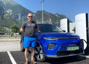 Elektrykiem Do Saint Tropez, Marcin Hałat, Kia E Soul 2