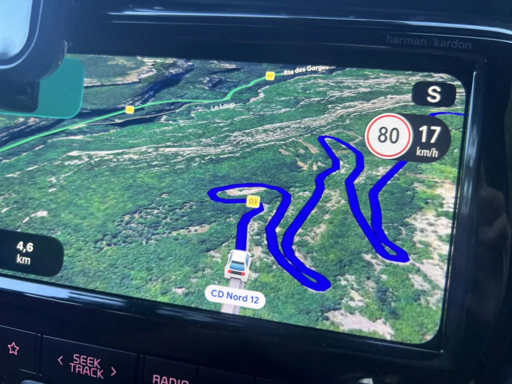 Elektrykiem Do Saint Tropez, Marcin Hałat, Kia E Soul 34