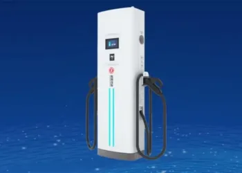 Dongfeng 1.5 Mw ładowanie 2
