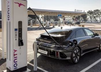 Hyundai Ioniq 6 ładowanie Ionity
