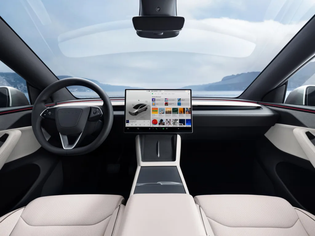 Tesla Model Y L 1