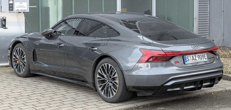 S e-tron GT