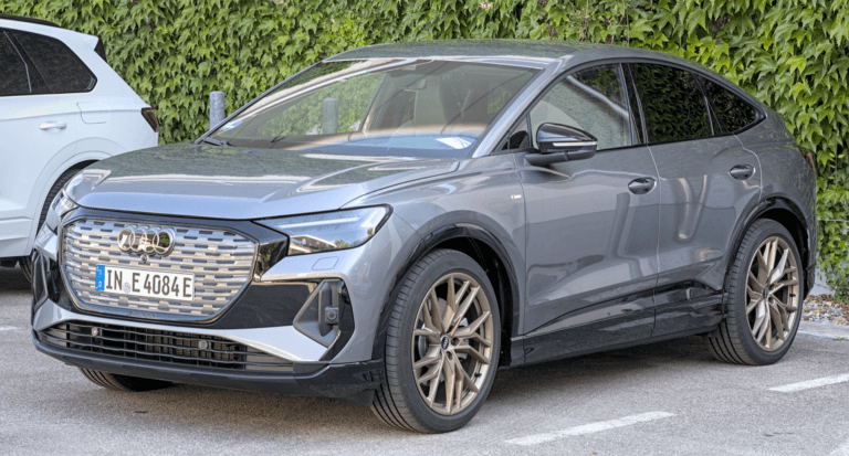 Q4 Sportback e-tron