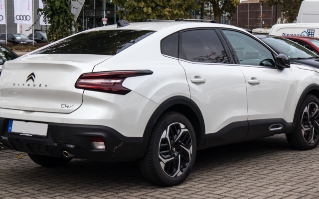 ë-C4 X
