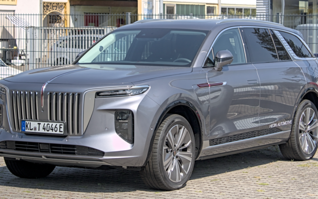 E-HS9 99 kWh / 551 KM (Executive)