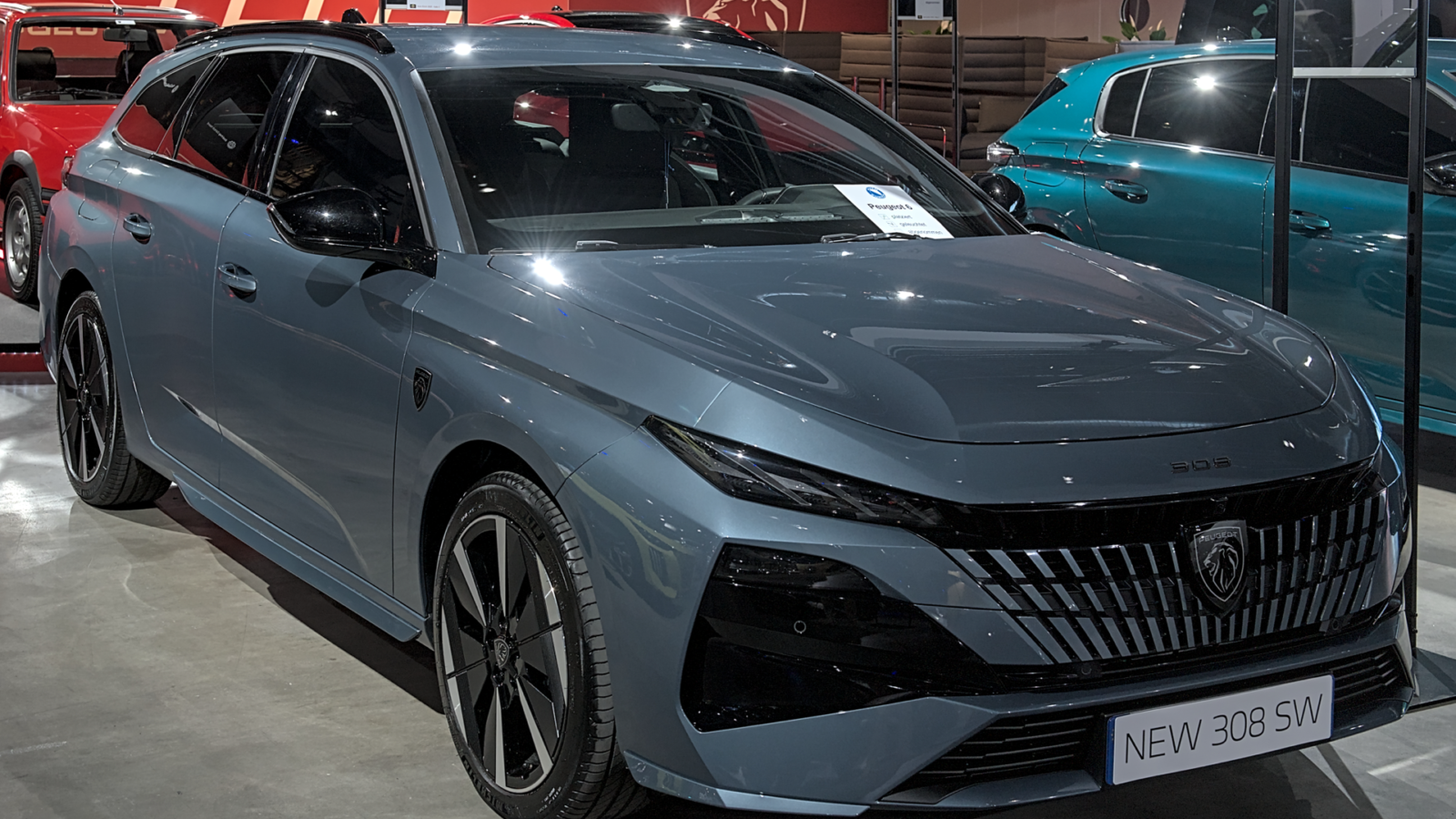 Peugeot e-308 SW