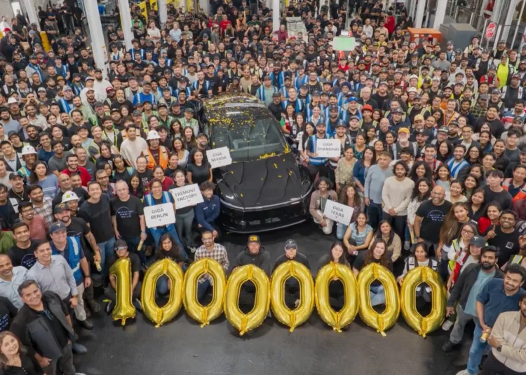 Tesla 10 Milionowy Samochód Wyprodukowany
