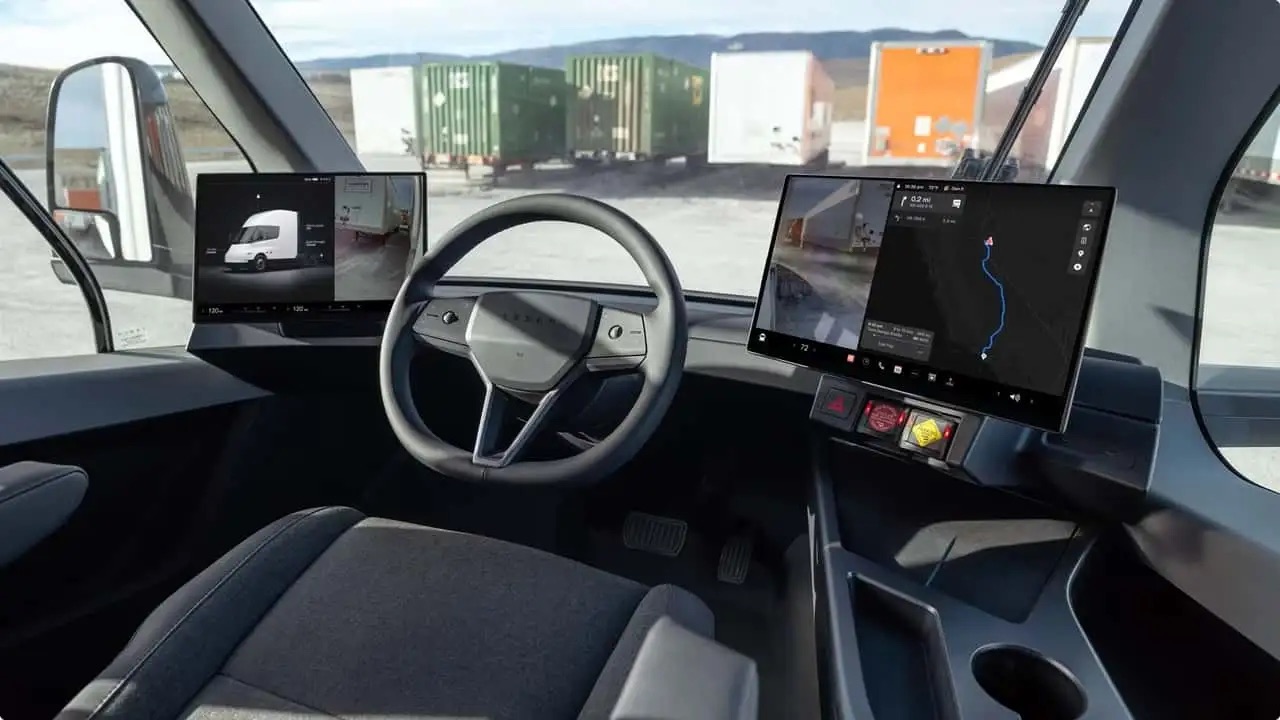 Tesla Semi Wnętrze