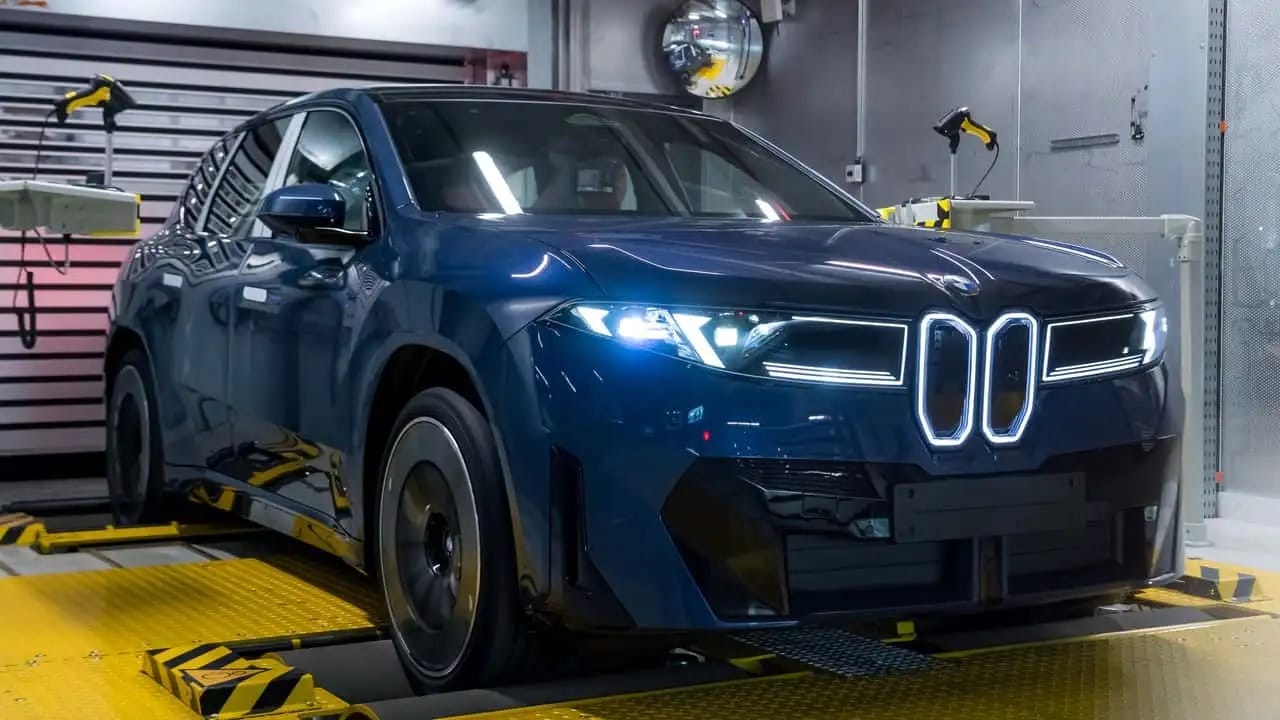 Bmw Ix3 W Fabryce Na Węgrzech 2