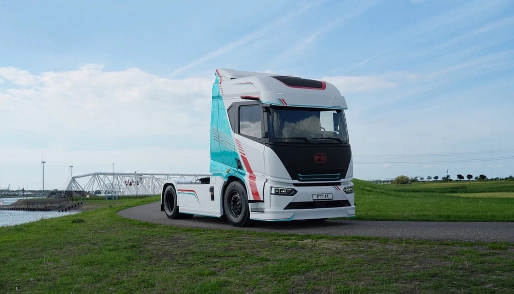 Ciężarówka Elektrycna Byd Ett 44 1
