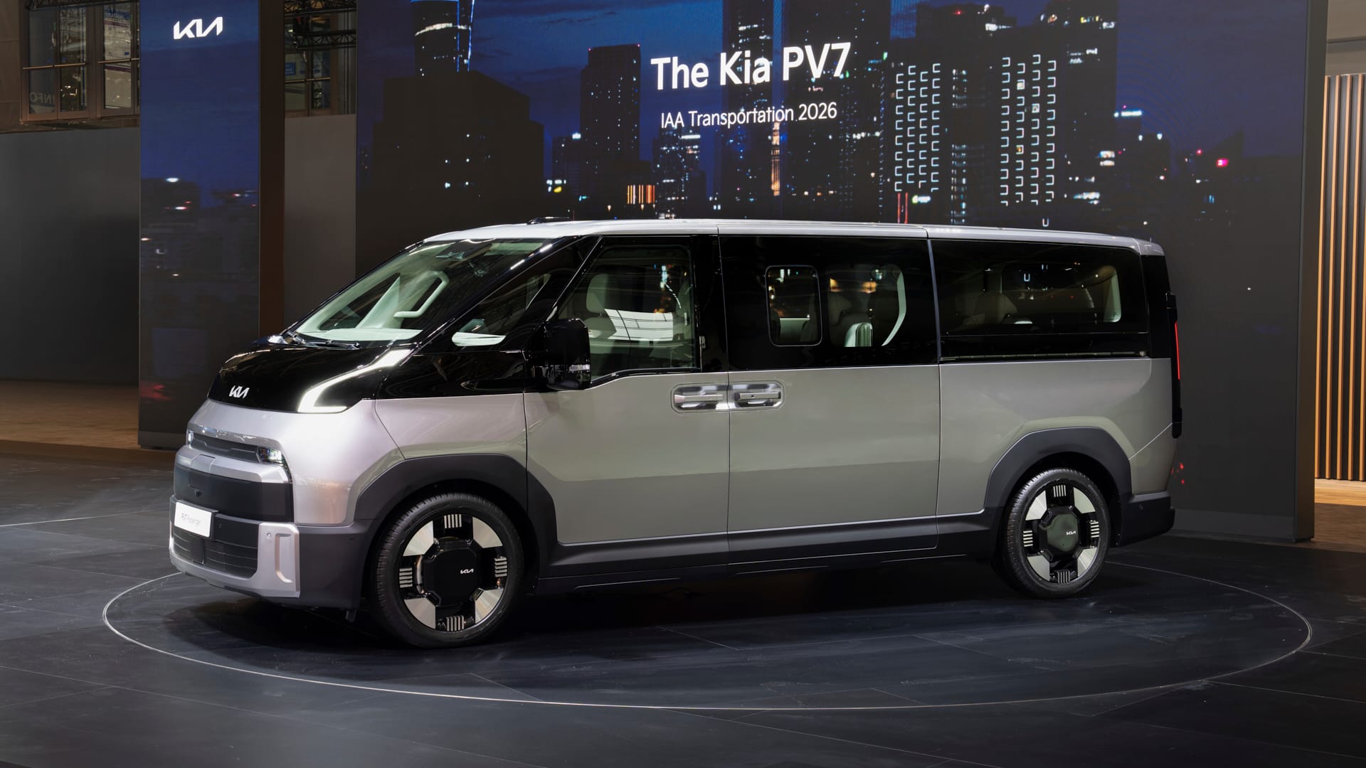 Kia Pv7 Osobowa Premiera 2