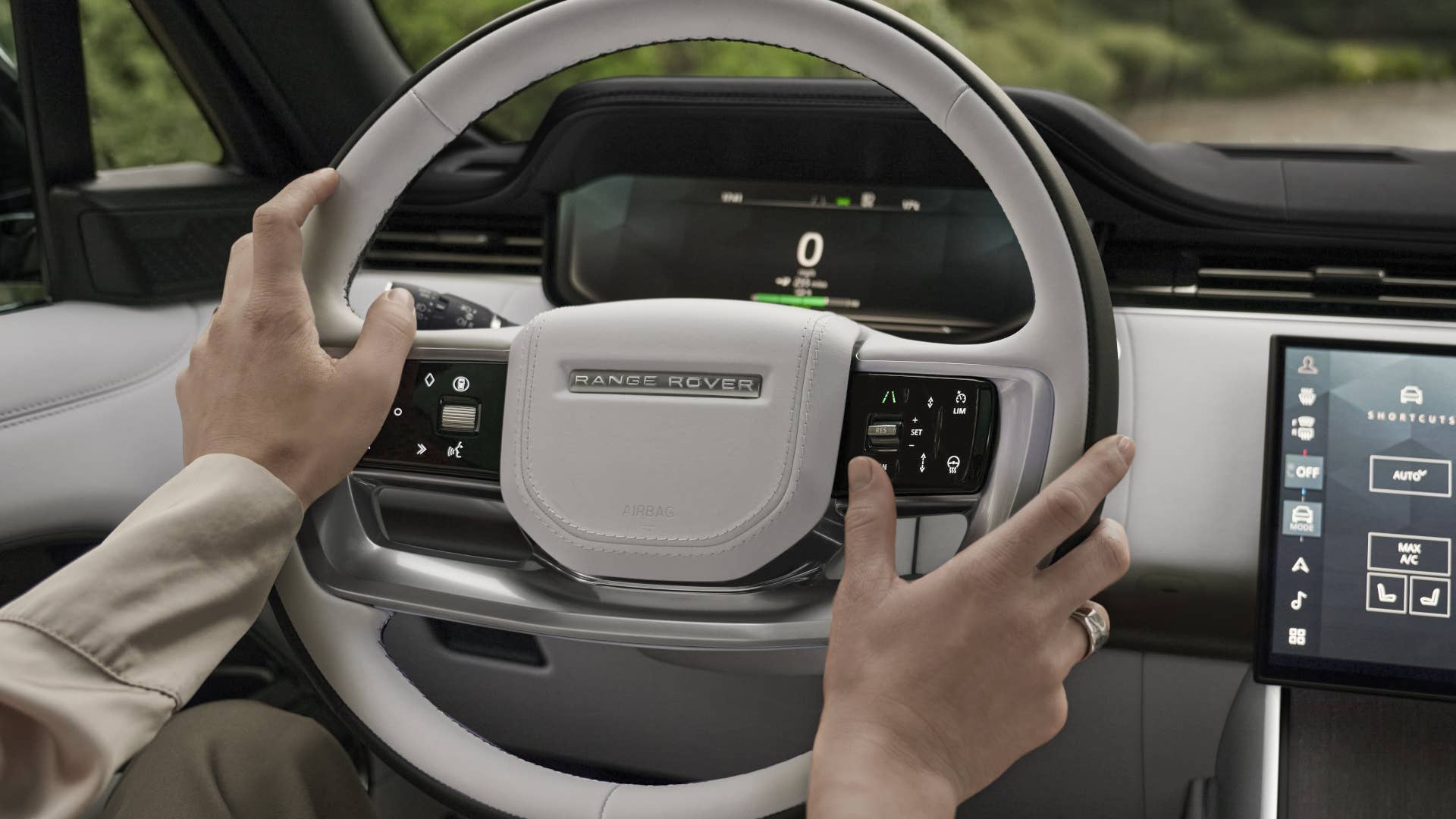 Range Rover Electric 2027 Wnętrze 1