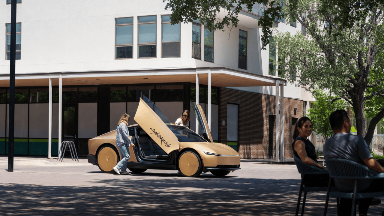Tesla Cybercab 1