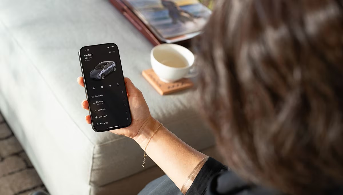 Tesla App